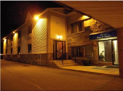 Colonie Inn And Suites แลแธม ภายนอก รูปภาพ