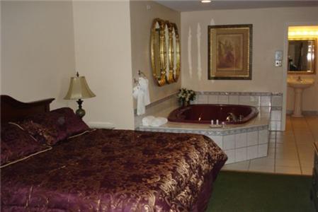 Colonie Inn And Suites แลแธม ห้อง รูปภาพ